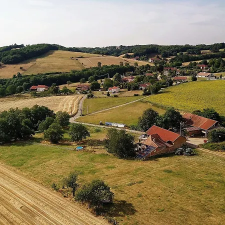 Maison d'hôtes Au Dessus De Parady