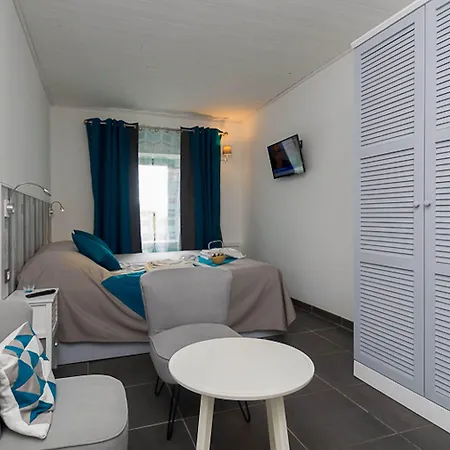 Au Dessus De Parady Maison d'hôtes 3*