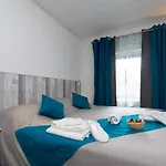 Au Dessus De Parady Guest house 3*